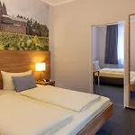 Gasthof Zur Lindenau 4*