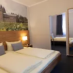 Zur Lindenau Gasthof 4*