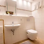 Zur Lindenau 4*