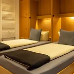 Zur Lindenau Guest house
