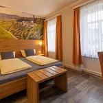 Zur Lindenau Gasthof 4*