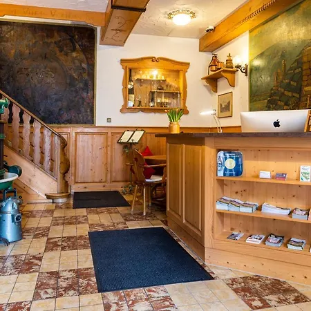 Zur Lindenau 3* Rüdesheim am Rhein