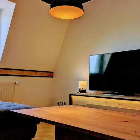 Zur Lindenau 3* Rüdesheim am Rhein