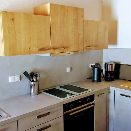 Konukevi Zur Lindenau 3*