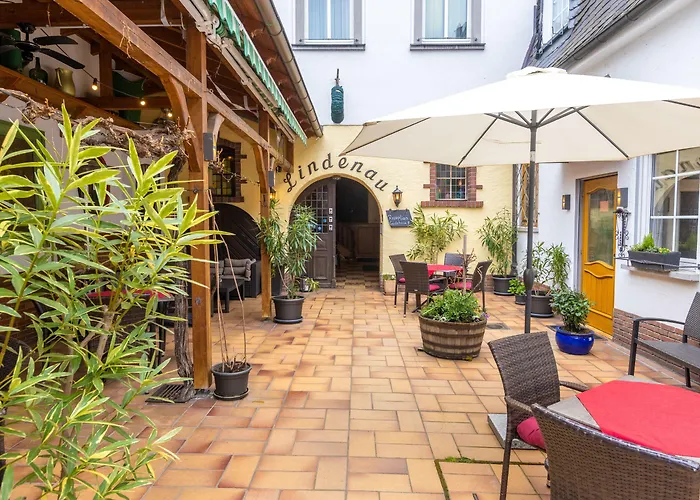 Zur Lindenau Pensionat 4*