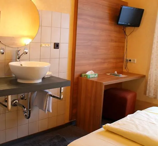 Zur Lindenau Pensionat